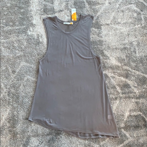 💕HP💕C&C California Assymetrical hem muscle tank grey - Picture 4 of 16